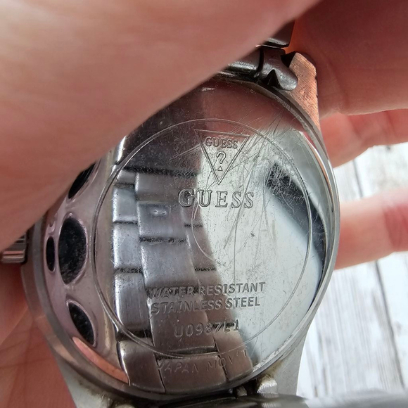 Women's Guess Silver Watch - Picture 5 of 6
